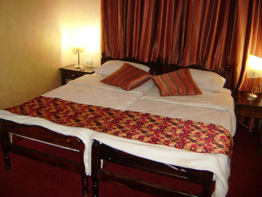 Riviera Hotel Amman Kamer foto